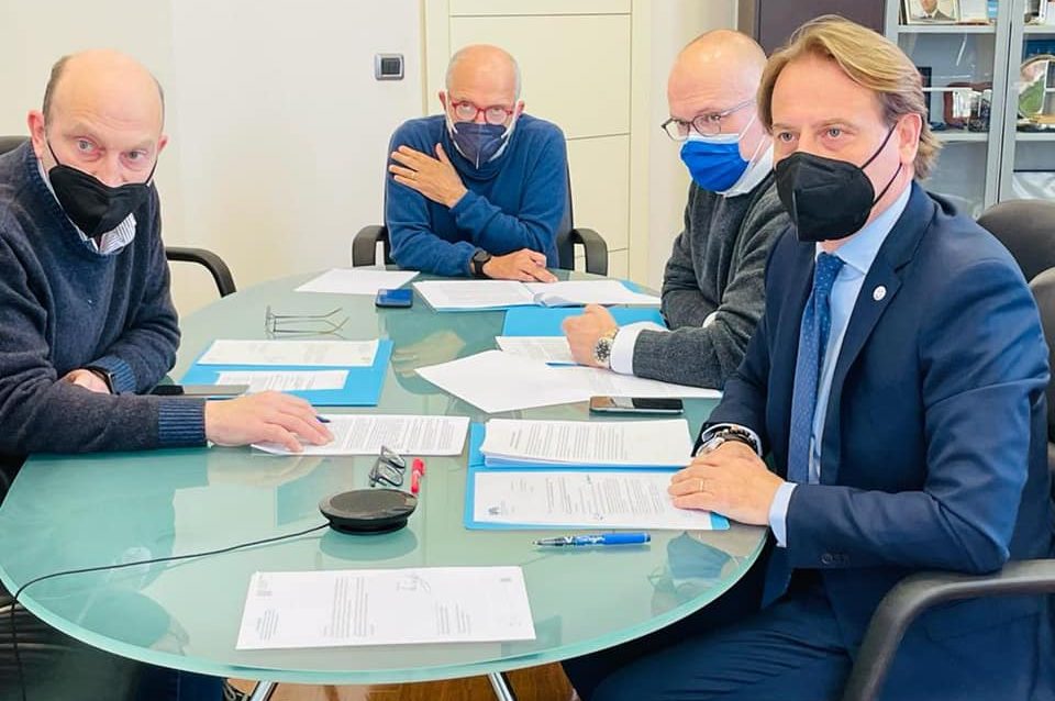 Scopri di più sull'articolo Demanio marittimo, assessore Scajola: “Attendiamo proposta da Governo a tutela imprese italiane”