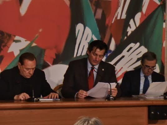 Al momento stai visualizzando Esequie Presidente Berlusconi, Licordari: “Affidò a  Maurizio Gasparri il compito di occuparsi dei balneari”