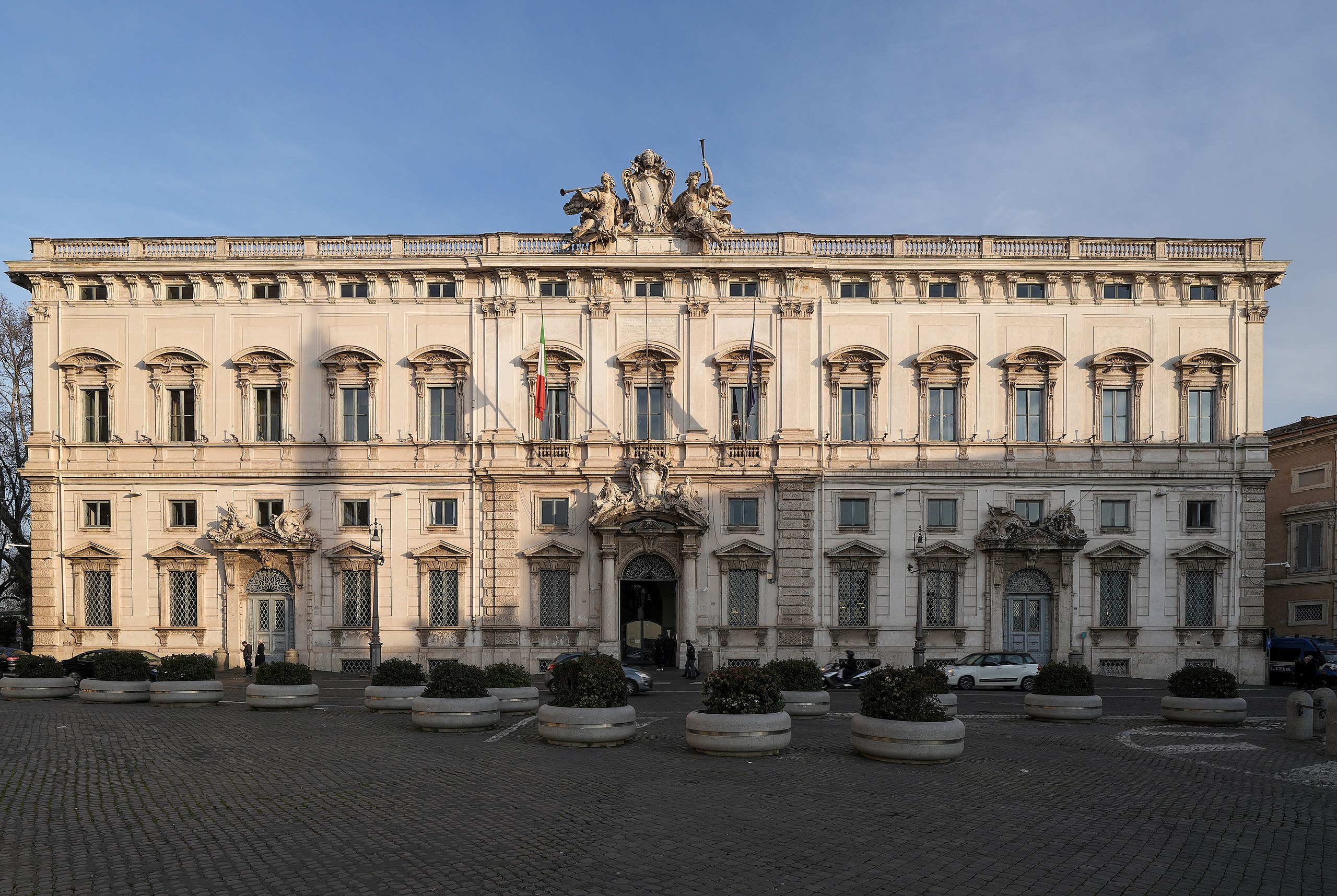 Al momento stai visualizzando Balneari, la Corte Costituzionale boccia la legge regionale Toscana