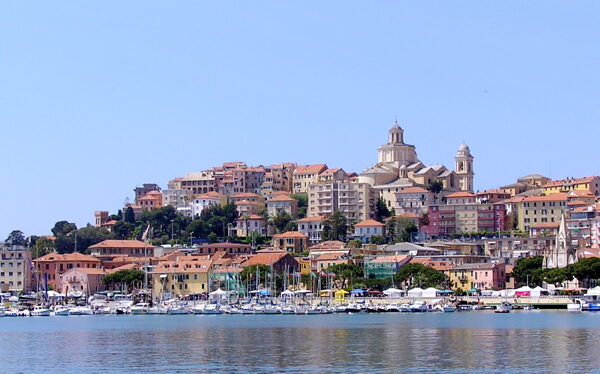 Al momento stai visualizzando Imperia rilascia 12 concessioni dopo ricorsi e sentenze, investimenti milionari da parte dei balneari