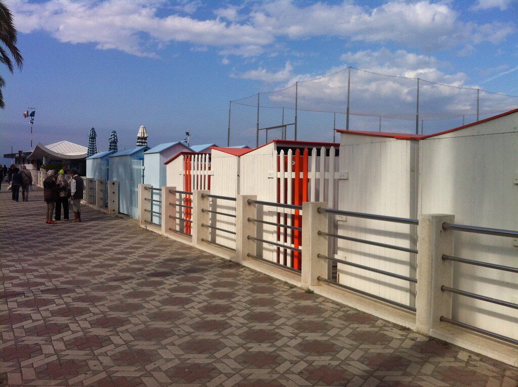 Al momento stai visualizzando Albenga, aperte le buste in comune: 23 domande per 14 spiagge a bando:
