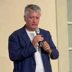 Dalla lotta alla Bolkestein alle aste: il caso Mallegni e quella politica che per anni ha chiesto fiducia ai balneari