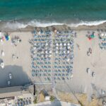 Bolkestein, la Calabria vara le linee guida sulla scarsità delle spiagge: soglie, verifiche e proroghe al centro della nuova strategia